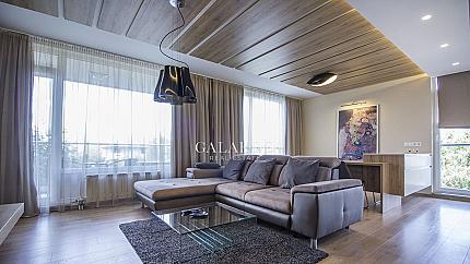 Lovely two bedroom apartment in a gated complex