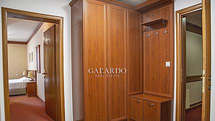 Furnished apartment with 4 bedrooms in a gated complex in Vitosha district