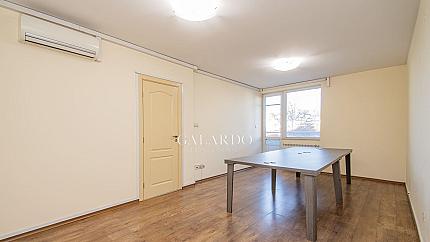 Spacious and bright office next to "Pirogov" UMBAL