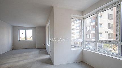 Extremely spacious two-bedroom apartment in a building with deed 16 in Krastova Vada district