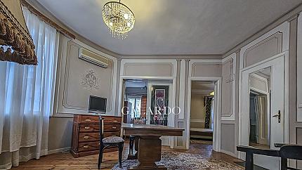 A valuable property in the heart of the Old Town