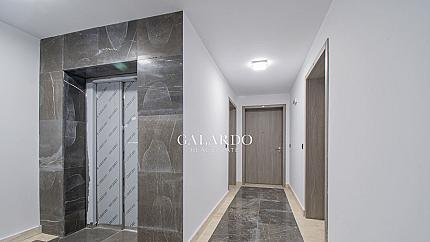 Panoramic two-bedroom apartment in a new building, Poligona quarter