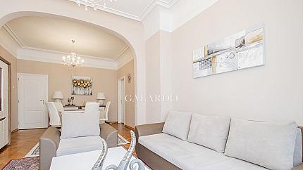 Wonderful apartment with high ceilings on Popa, Center