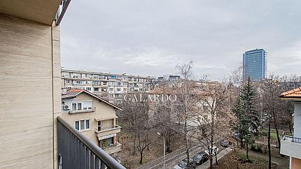 A four-room apartment in a boutique building in the Iztok neighborhood.