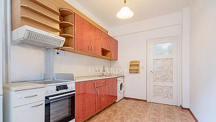 Spacious One-Bedroom Apartment in the Heart of Sofia – Prime Location & Great Investment!