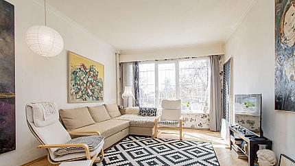 Three-room apartment in Nadezhda district