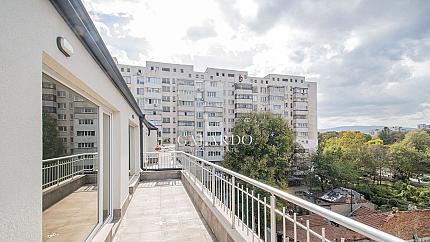 Sunny one-bedroom apartment on  Zaychar  Street.