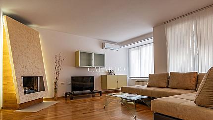 Cozy spacious apartment with garage near Novotel Plovdiv