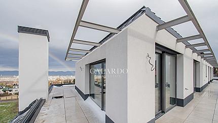 Incredible penthouse with fabulous terraces and views in a new condominium