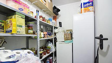 Къща за продажба в "Резиденшъл парк"