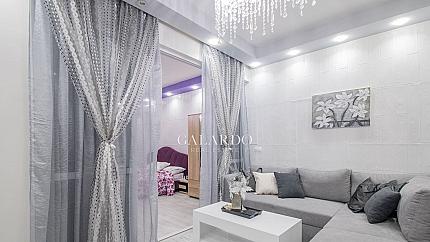 Three-room apartment on "Neofit Rilski" street