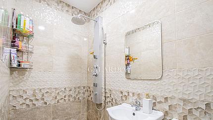 Three-room apartment on "Neofit Rilski" street