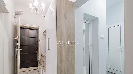 Three-room apartment on "Neofit Rilski" street