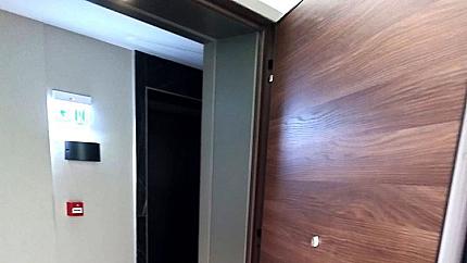 Brand new three-room apartment in an Artex building.