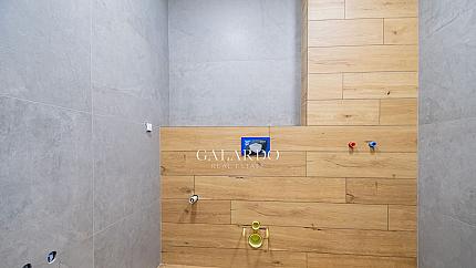 Beautiful two-bedroom apartment in a gated complex