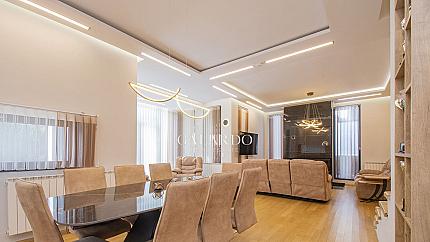 Functional single-family house with a yard in a gated complex in Kv. Dragalevtsi