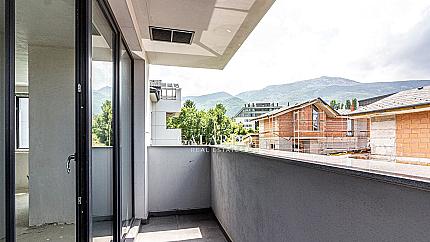 Functional single-family house with a yard in a gated complex in Kv. Dragalevtsi