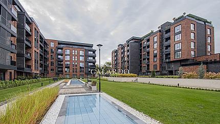 Luxurious, sunny and bright two-room apartment in the SoHome Residential Park complex