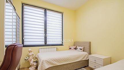 Functional single-family house with a yard in a gated complex in Kv. Dragalevtsi
