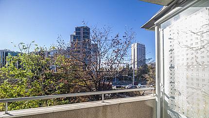 Lovely one bedroom apartment near James Boucher Subway Station
