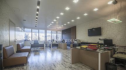 Style and design of an office building in an office building