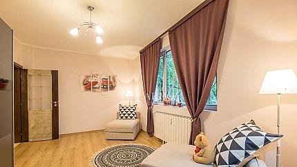 Sunny two bedroom apartment near Zaimov Park