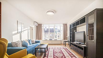 Spacious one-bedroom apartment near the church of St. George