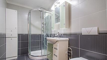 Тристаен апартамент за продажба в затворен комплекс в Малинова долина