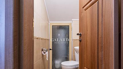 Апартамент за продажба на две нива в жк Сухата река