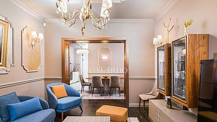 Луксозен двустаен апартамент на метри от Жълтите павета