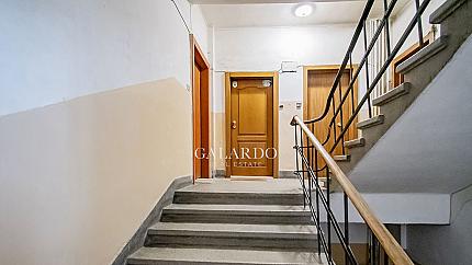 Wonderful apartment with high ceilings on Popa, Center