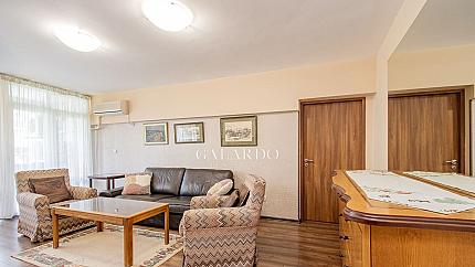 Cozy apartment near Zaivov Park