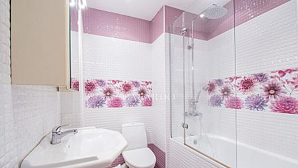 Cozy apartment near Zaivov Park