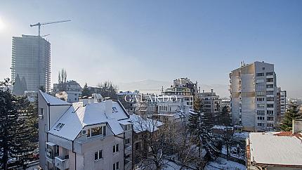 Умен дом на две нива с паркоместа на ул.Бунтовник, кв.Лозенец