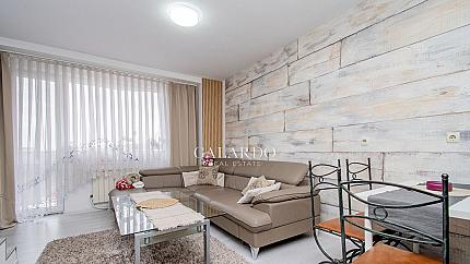 One-bedroom apartment on two levels