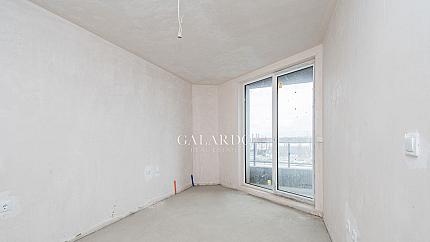 Двустаен апартамент в Capital Residence