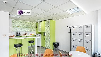 Офис в Бизнес сграда до парка Заимов