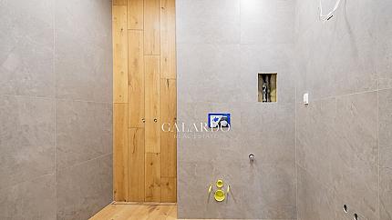Beautiful 3-bedroom apartment in a gated complex