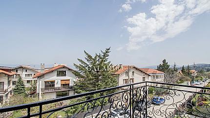 Beautiful 3-bedroom apartment in a gated complex