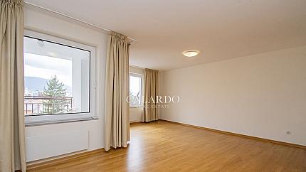 Spacious apartment with a beautiful view of Vitosha Mountain