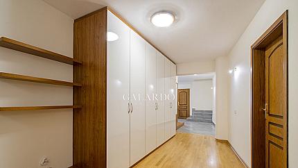 Spacious apartment with a beautiful view of Vitosha Mountain