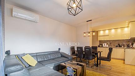 Furnished two-bedroom apartment in a new block, Darvenitsa district