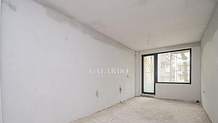 One bedroom apartment in a small boutique building, Oborishte district