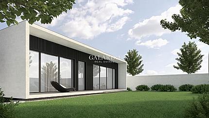 A single-family house with modern architecture and a yard in Dragalevtsi quarter