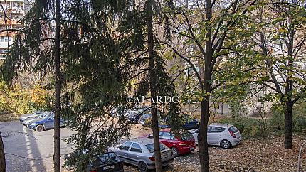 Южен реновиран апартамент с една спалня до метростанция, кв.Хаджи Димитър