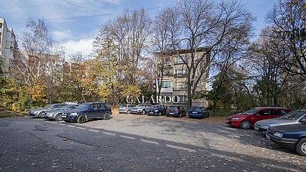 Южен реновиран апартамент с една спалня до метростанция, кв.Хаджи Димитър