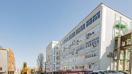 Офиси в бизнес сграда в ж.к. Младост 1
