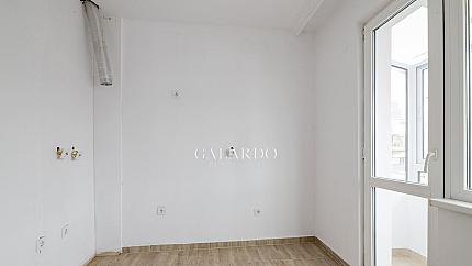 Многостаен апартамент до пазар Красно село