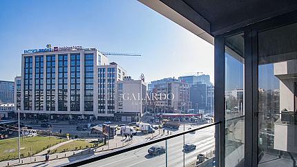 Two-bedroom apartment in a luxury building meters from Paradise Mall