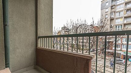 Furnished new office in a new building on Madrid Blvd.